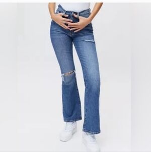 BDG from Urban Outfitters Low Rise Slim Bootcut 31"